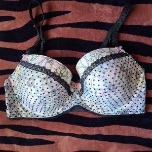 Victoria's Secret Dream Angels Lightly Lined 34DD